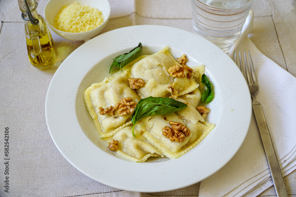 plate of ravioli plate of ravioli