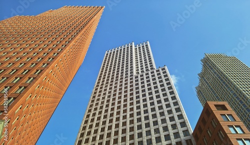 city skyscrapers (ID: 582559566)