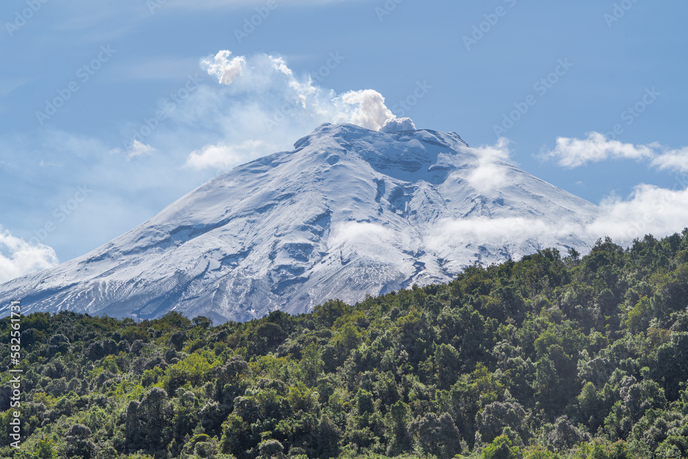 Fototapeta premium Eruptive activity of the Cotopaxi volcano