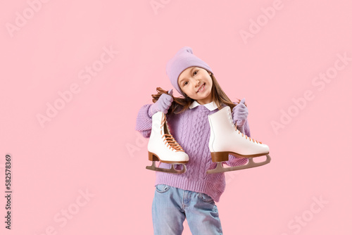 Little girl in winter cloth...