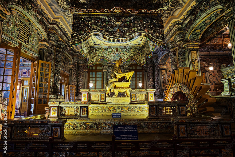 Lăng Khải Định(Khai Dinh Tomb)