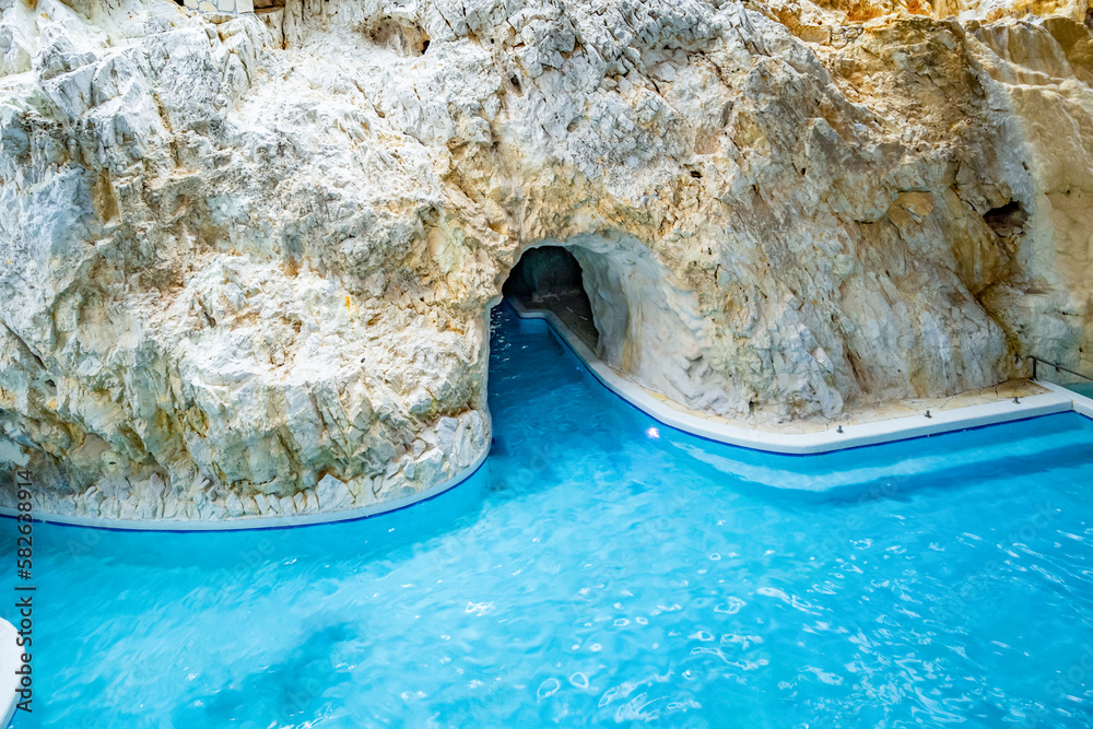 Cave bath complex (Barlangfurdo), a thermal bath complex in a natural