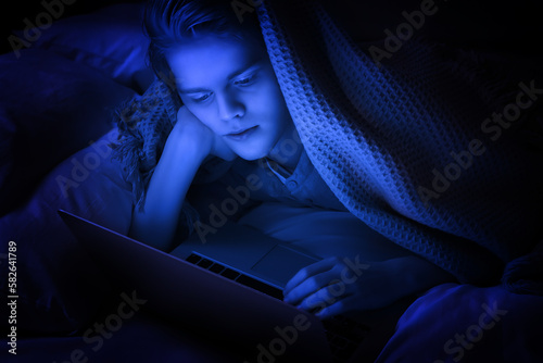 Photos Internet addiction