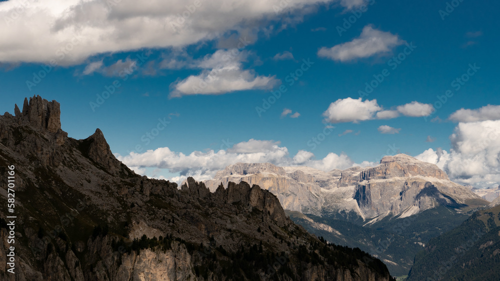Obraz premium Bergpanorama in den Dolomiten (Italien)