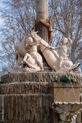 Fountain with stone sculptu...