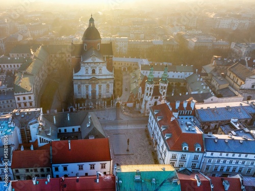 Kraków - Kościół Św. Piotra i Pawła - widok z drona o poranku