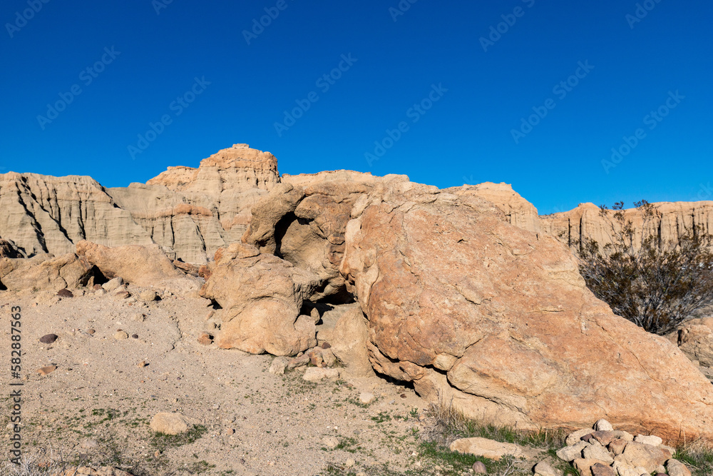 Sandstone boulders in south western desert on a dry, sunny day