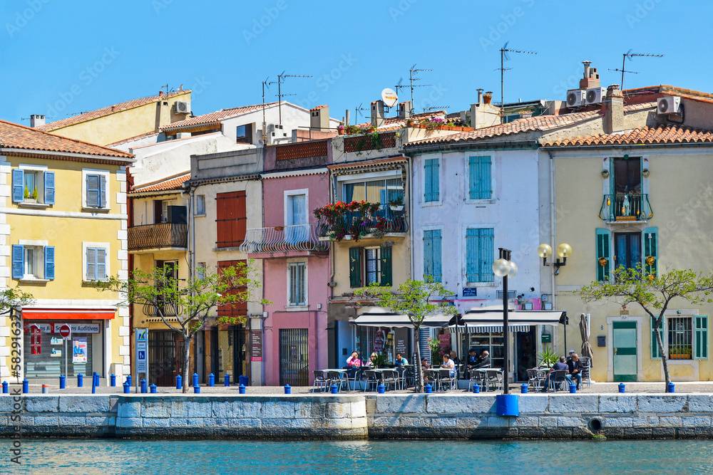 Obraz premium Découverte de la ville de Martigues, surnommée la 