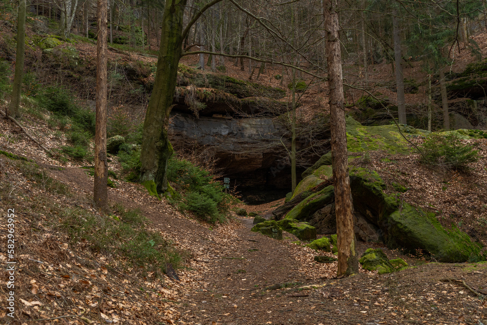 Wandern in der Sächsischen Schweiz- Hickelhöhle 1 Wandern in der Sächsischen Schweiz- Hickelhöhle 1