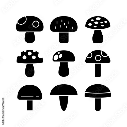 mushroom icon or logo isolated sign symbol vector illustration - high quality black style vector icons
