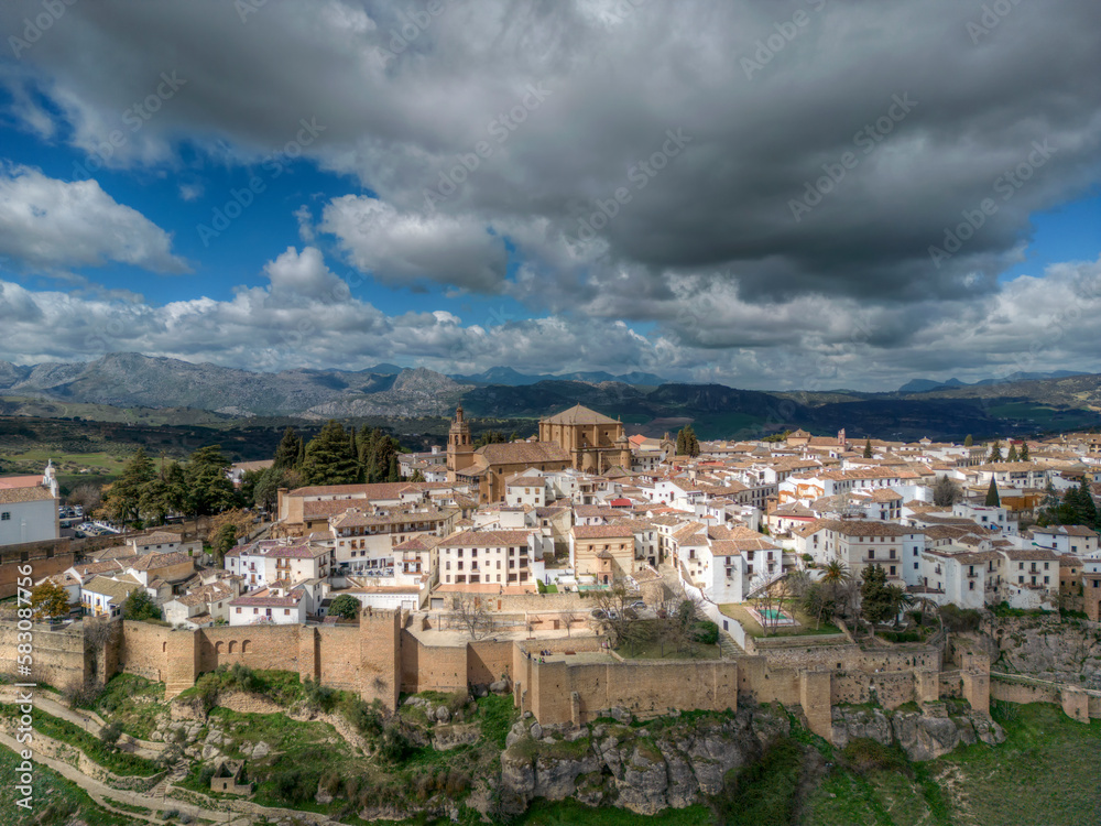 vista de la ciudad monumental de Ronda en la provincia de Málaga, Andalucía