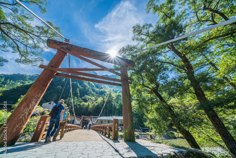 長野県の観光名所 日差し照り付ける河童橋の風景【上高地】
Tourist attractions in Japan. Scenery of Kappa Bridge in the sun - Kamikōchi, Nagano 長野県の観光名所 日差し照り付ける河童橋の風景【上高地】
Tourist attractions in Japan. Scenery of Kappa Bridge in the sun - Kamikōchi, Nagano