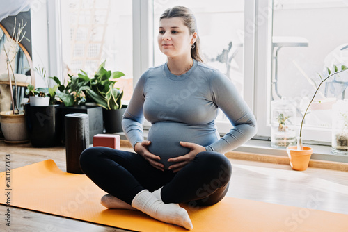 Prenatal yoga for pregnant women The role of exercise in preparing for labor and delivery, giving birth, including the benefits of pelvic floor exercises.
