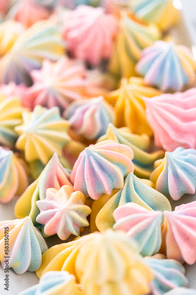 Unicorn meringue cookies Unicorn meringue cookies