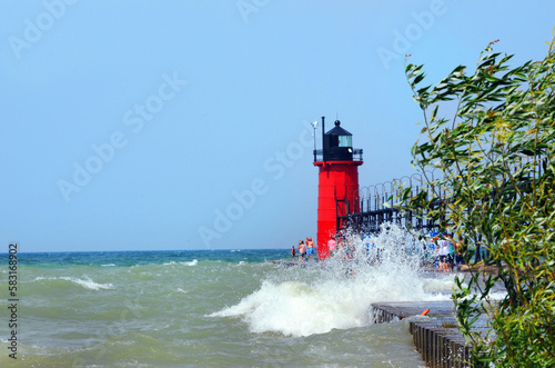 Rough Water Causes Pier to South Haven Light to Close