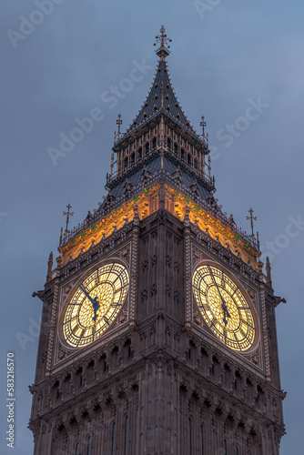 Big Ben perspective from below