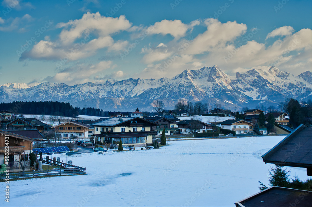 Winterliches Alpenland mit Nationalpark Hohen Tauern