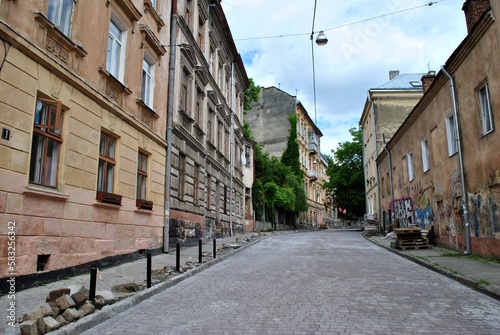 street in the town © Dmytro