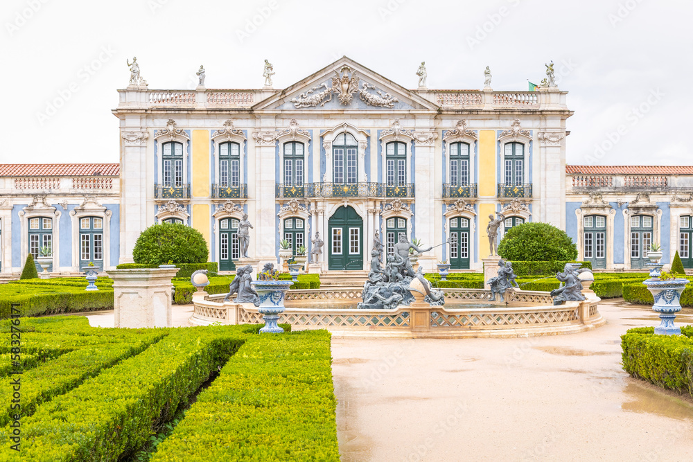 Fototapeta premium Queluz palace Main Entrance and Fountain Close-Up.