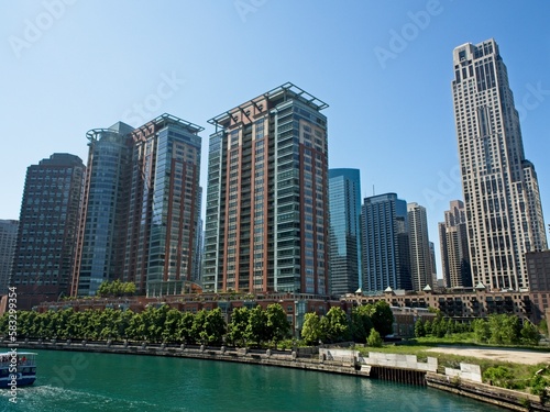 High rises loom above the Chicago River, forming a man-made canyon of buildings © Andrew