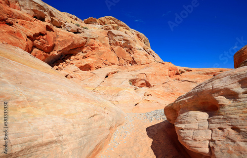 Walking Pastel Canyon - Valley of Fire - Nevada