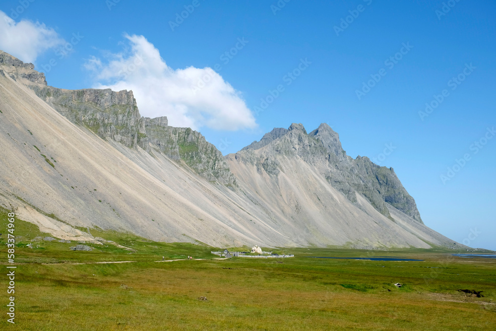 Fototapeta premium Landscape near Stokksnes