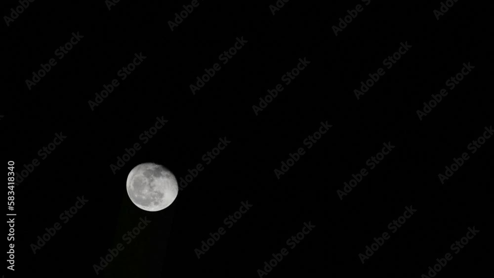Moon Timelapse, Stock time lapse : Full moon rise in dark nature sky, night time. Full moon disk time lapse with moon light up in night dark black sky. High-quality free video footage or timelapse Moon Timelapse, Stock time lapse : Full moon rise in dark nature sky, night time. Full moon disk time lapse with moon light up in night dark black sky. High-quality free video footage or timelapse