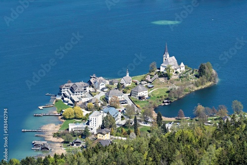 Atemberaubender Blick auf den Wörthersee