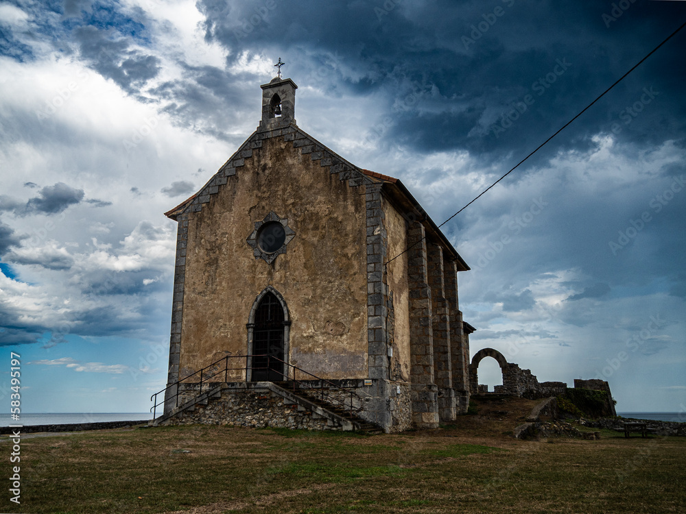 Fototapeta premium Ermita de Santa Catalina, Mundaka