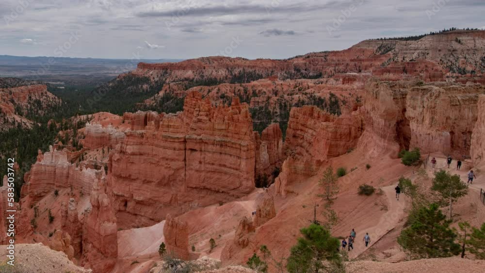Bryce Canyon Time Lapse Amphitheater Navajo Loop Trail Crowds Utah USA Bryce Canyon Time Lapse Amphitheater Navajo Loop Trail Crowds Utah USA
