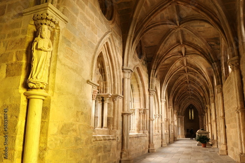 教会の回廊