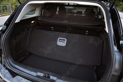 The empty trunk of a modern car station wagon. © lial88