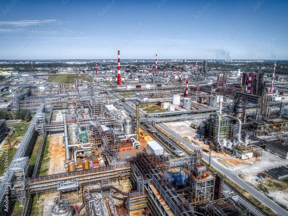 Oil refinery with terminals for storage petroleum products