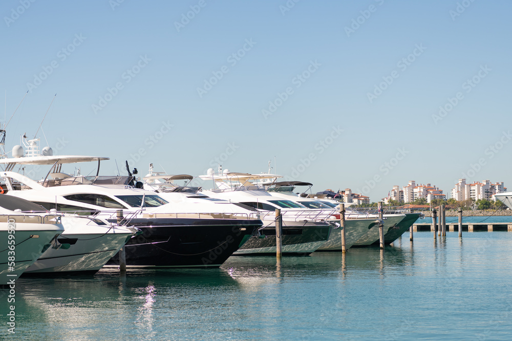 Fototapeta premium yacht boat in harbor. luxury yacht boat for traveling. photo of yacht boat in miami. yacht boat