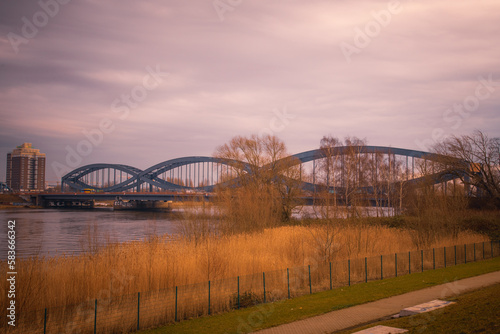 Brücken in Hamburg über der Elbe © Fotograf Kim Brosien