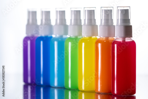 七色のボトル 虹のイメージ