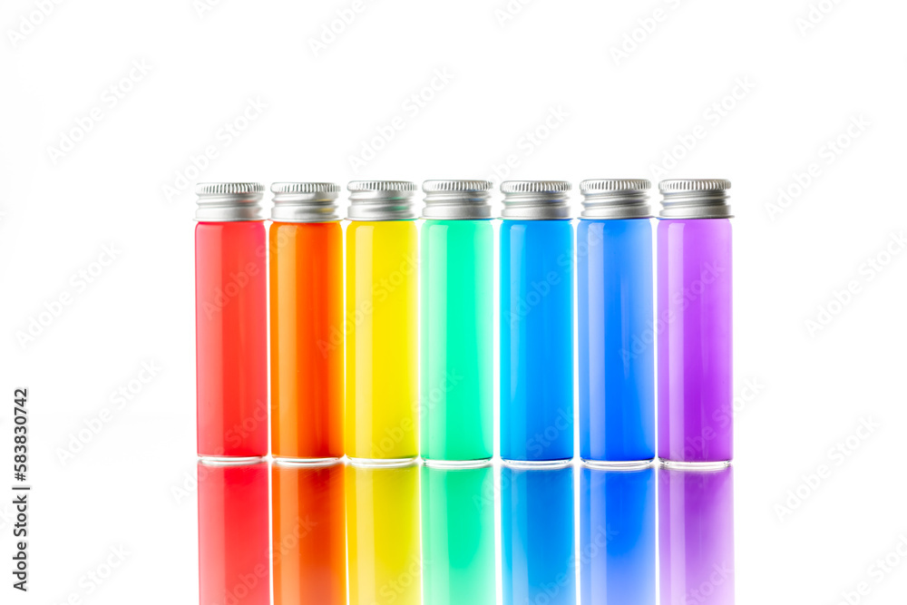 七色のボトル　虹のイメージ
