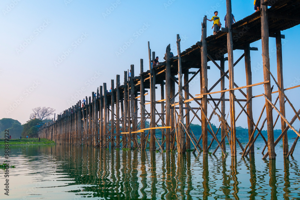 U Bein bridge over Taungthaman Lake, Amarapura, Mandalay U Bein bridge over Taungthaman Lake, Amarapura, Mandalay