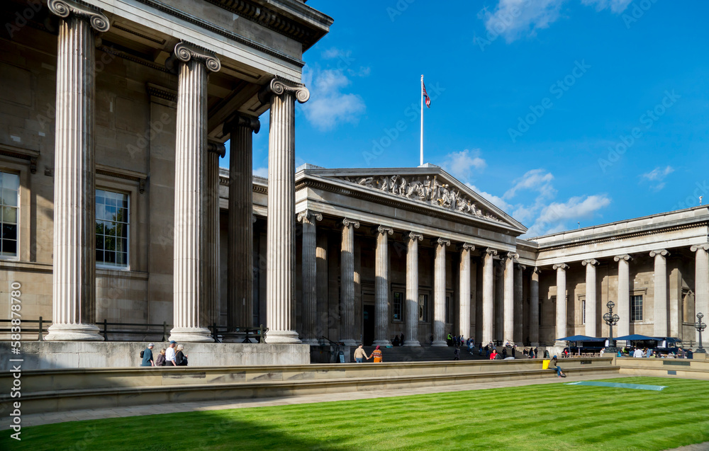 © robertharding - British Museum, Bloomsbury, London, England