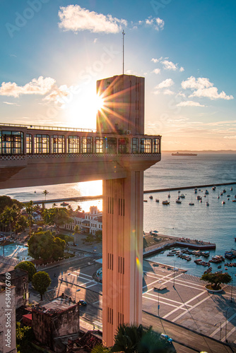 Elevador Lacerda no Por do Sol em Salvador da Bahia