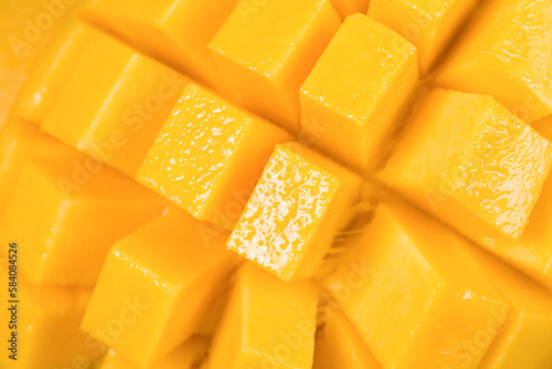 Obraz na płótnie closeup of mango slice texture background.