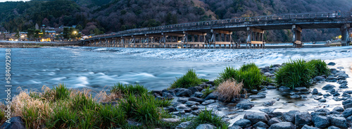 Fototapeta Naklejka Na Ścianę i Meble -  京都嵐山の渡月橋