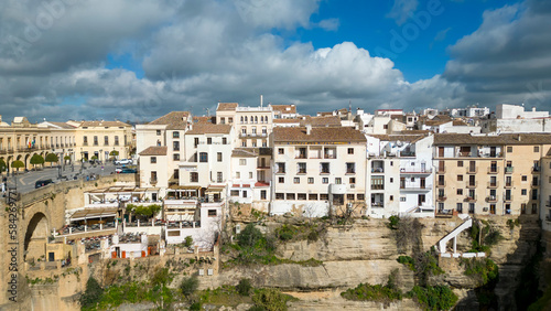 Fototapeta Naklejka Na Ścianę i Meble -  vista de la ciudad monumental de Ronda en la provincia de Málaga, Andalucía