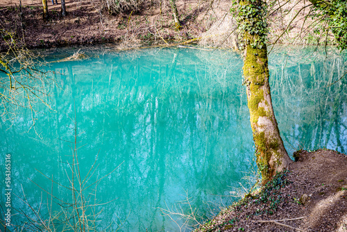 Le Lac Bleu de Vareilles à Ambérieu-en-Bugey photo