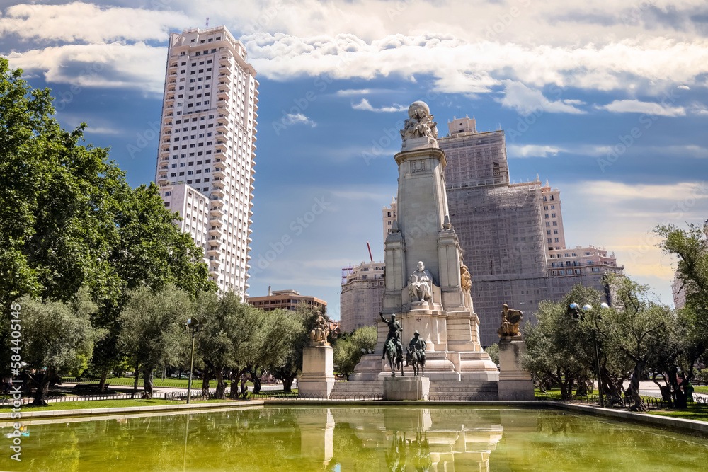Fototapeta premium Spain Square ( Plaza de Espana), Madrid