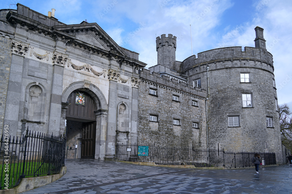                Kilkenny Castle, medieval castle now a museum run by the government, view of the main entrance gate..