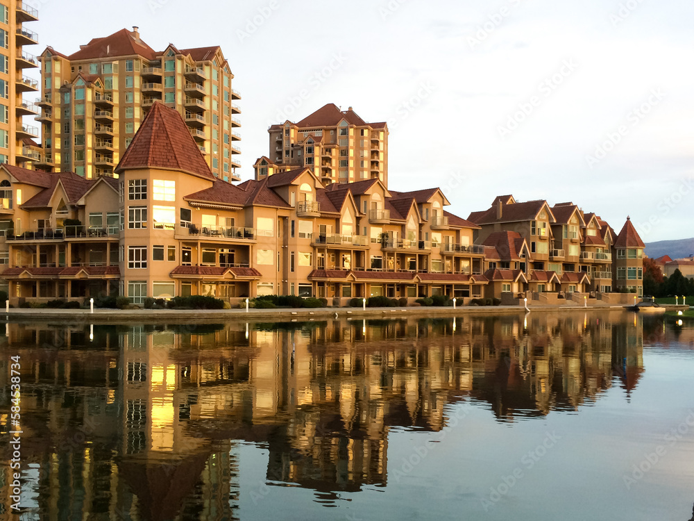 Fototapeta premium Kelowna Reflection