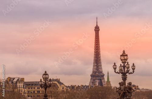 Sunset from the  Alexandre III bridge with the Eiffel Tower in the background, Paris, France © TravelWorld