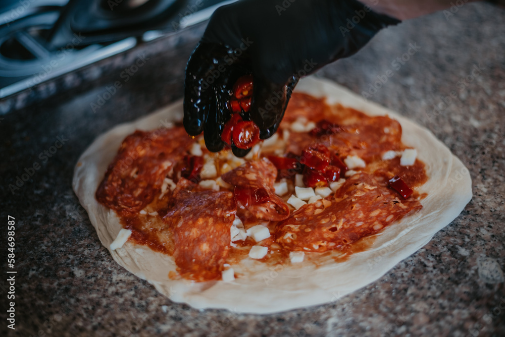 Pizza z pieca opalanego drewnem.