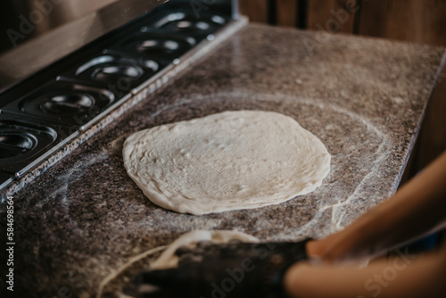 Obraz na płótnie Pizza z pieca opalanego drewnem. w salonie